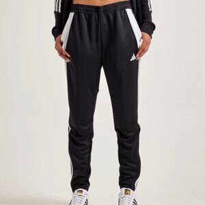 Adidas Tiro 24 Women's Track Pants in Black size XL NWT